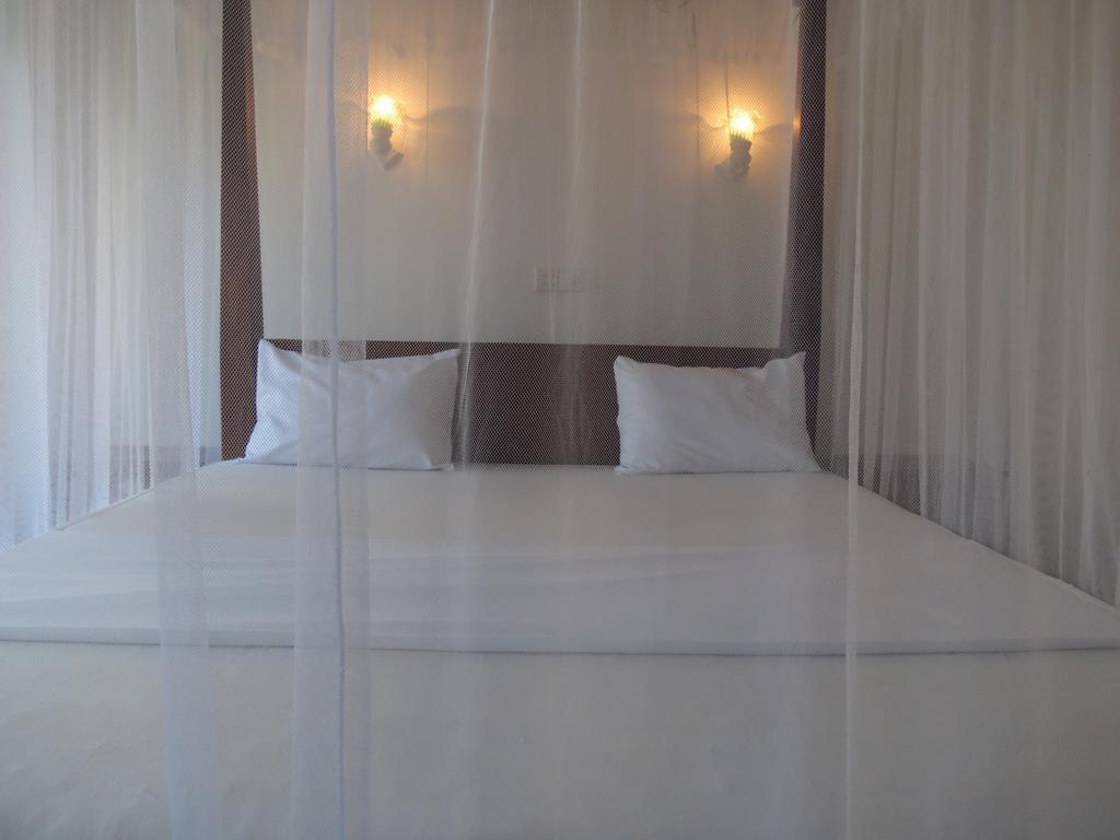 Why Not Guest House Hikkaduwa Værelse billede
